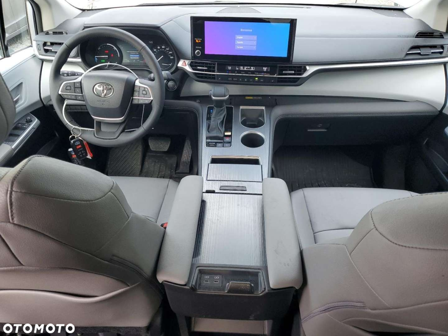 Toyota Sienna - 9
