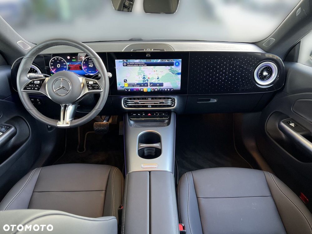 Mercedes-Benz CLA 200 mHEV 8G-DCT - 17