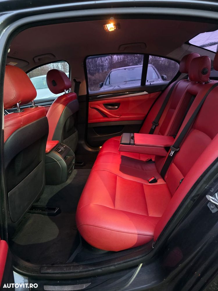 BMW Seria 5 520d Touring Aut. M Sport Edition - 4