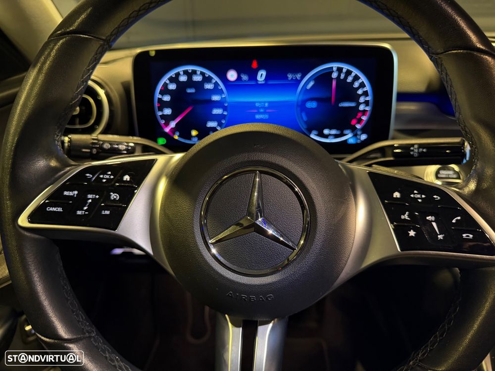 Mercedes-Benz C 300 e Avantgarde - 14