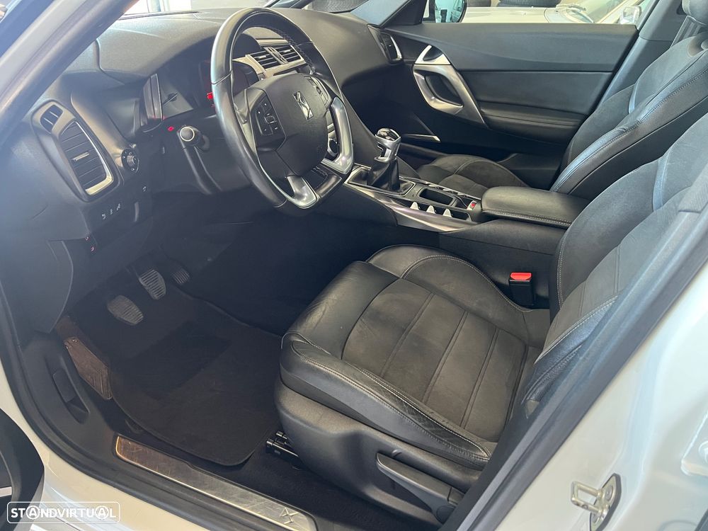 Citroën DS5 1.6 BlueHDi So Chic - 26