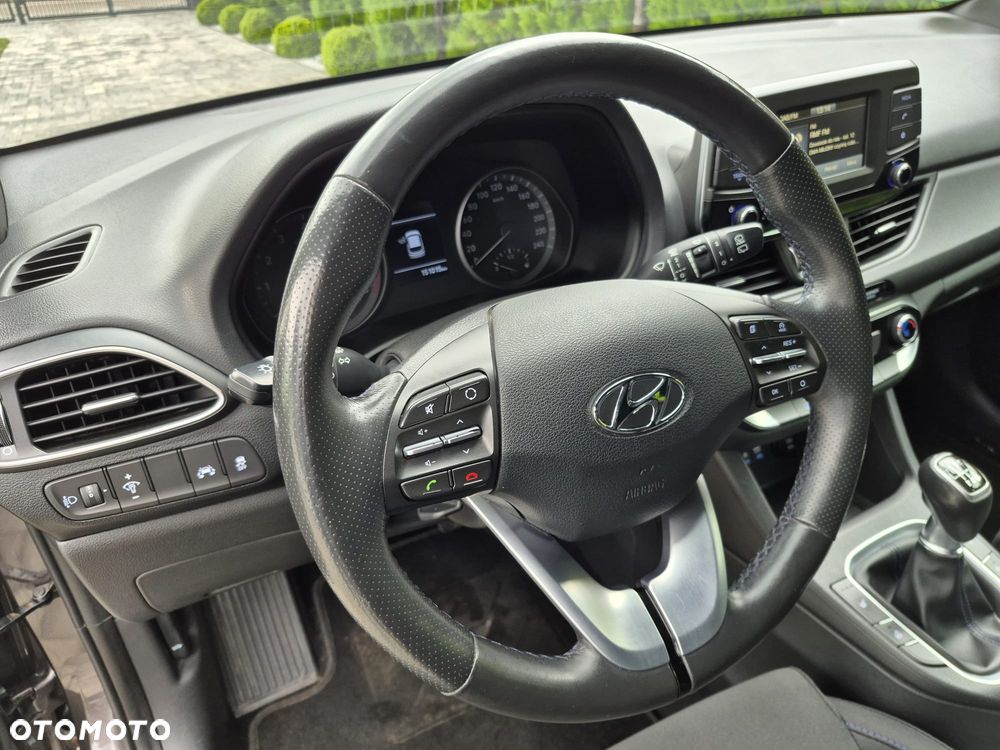 Hyundai i30 1.4 Style - 12