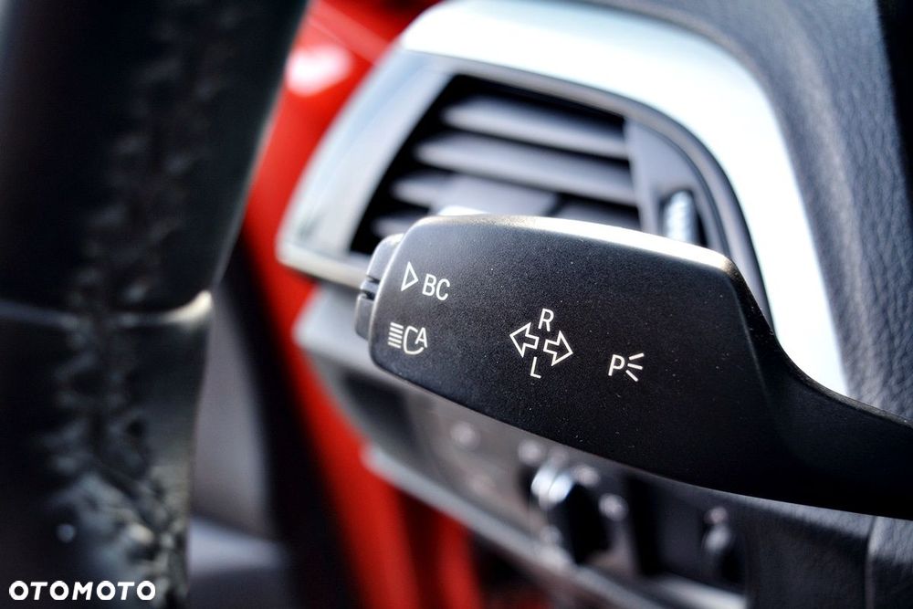 BMW Seria 1 116i - 15