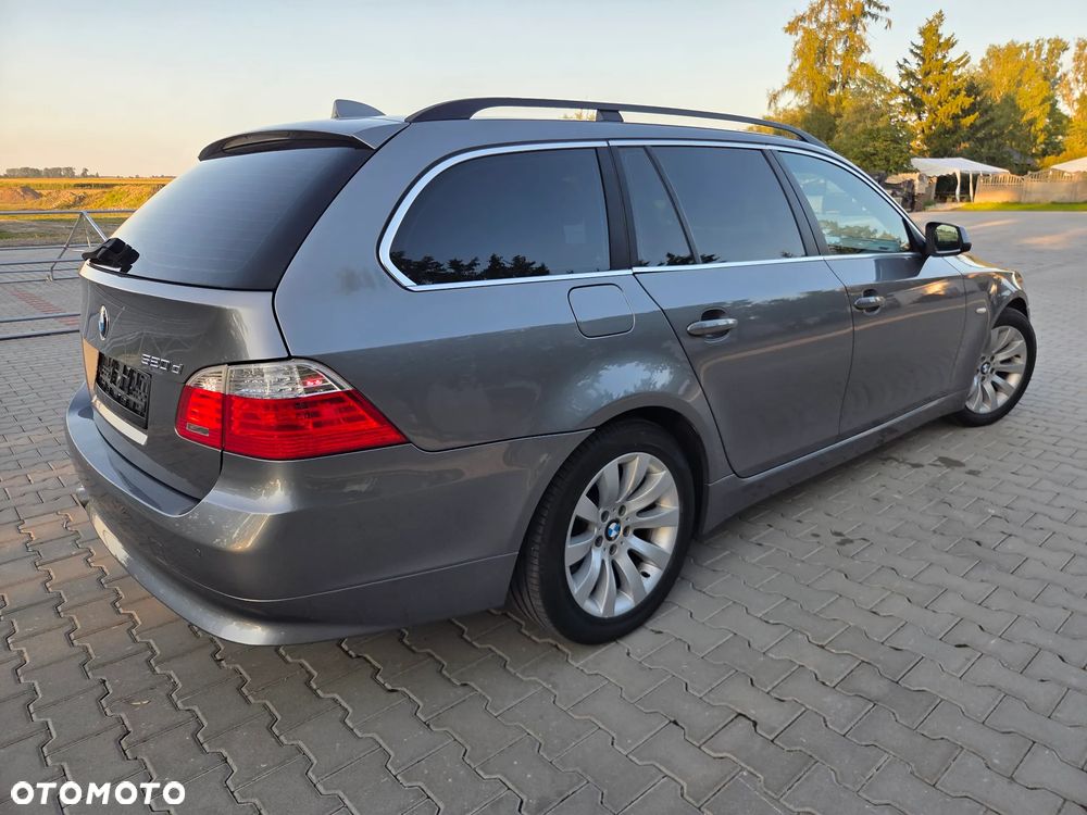 BMW Seria 5 520d Edition Lifestyle - 17