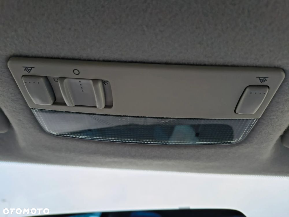 Seat Ibiza 1.4 16V Signo - 25