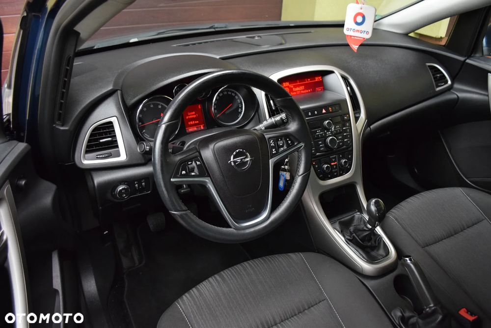 Opel Astra 1.4 Turbo Innovation - 12