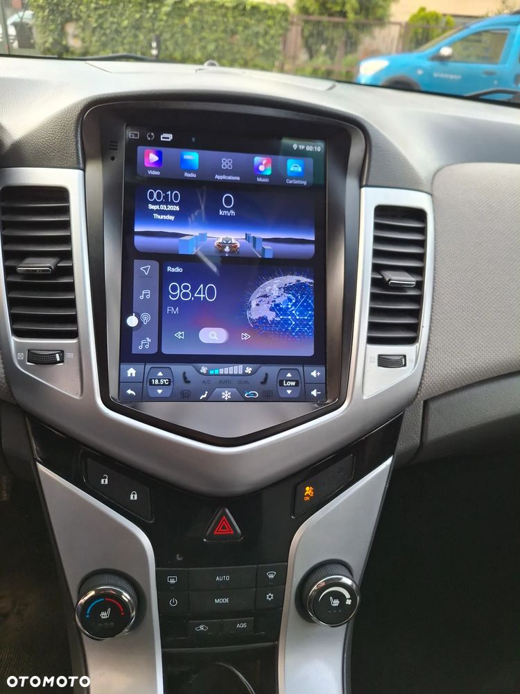 Chevrolet Cruze 1.8 LT - 15