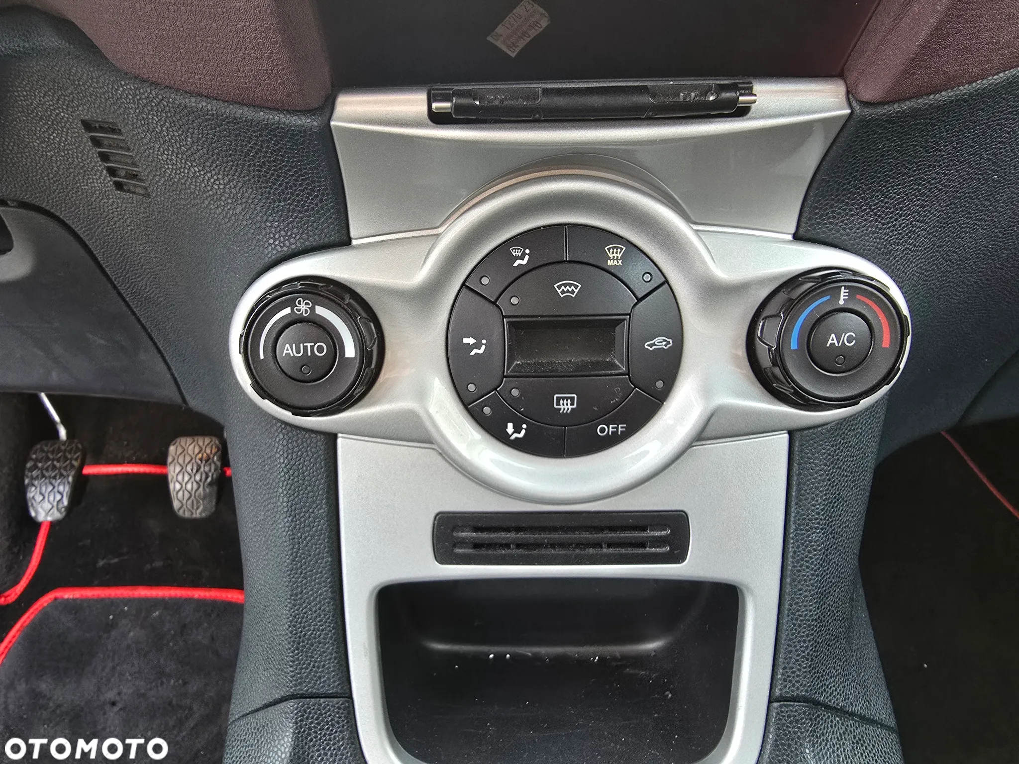 Ford Fiesta 1.4 Titanium - 15