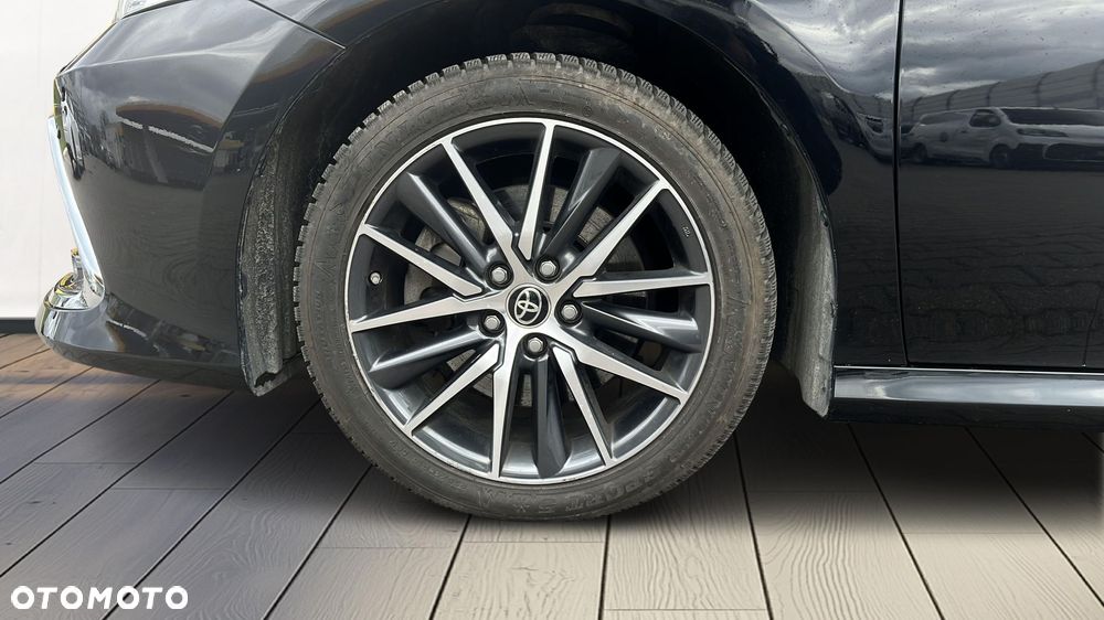 Toyota Camry 2.5 Hybrid Executive CVT - 19