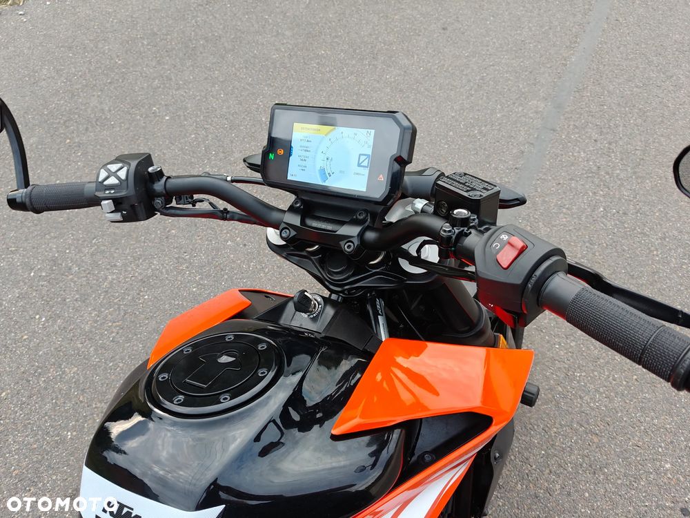 KTM Duke 125 - 16