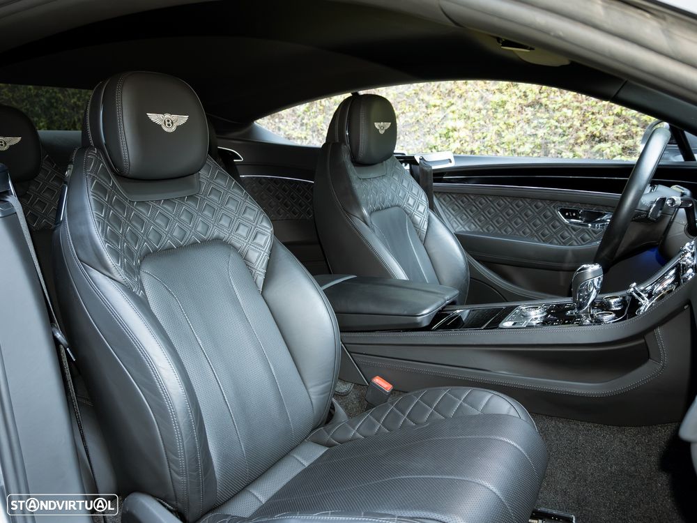 Bentley Continental GT W12 - 24