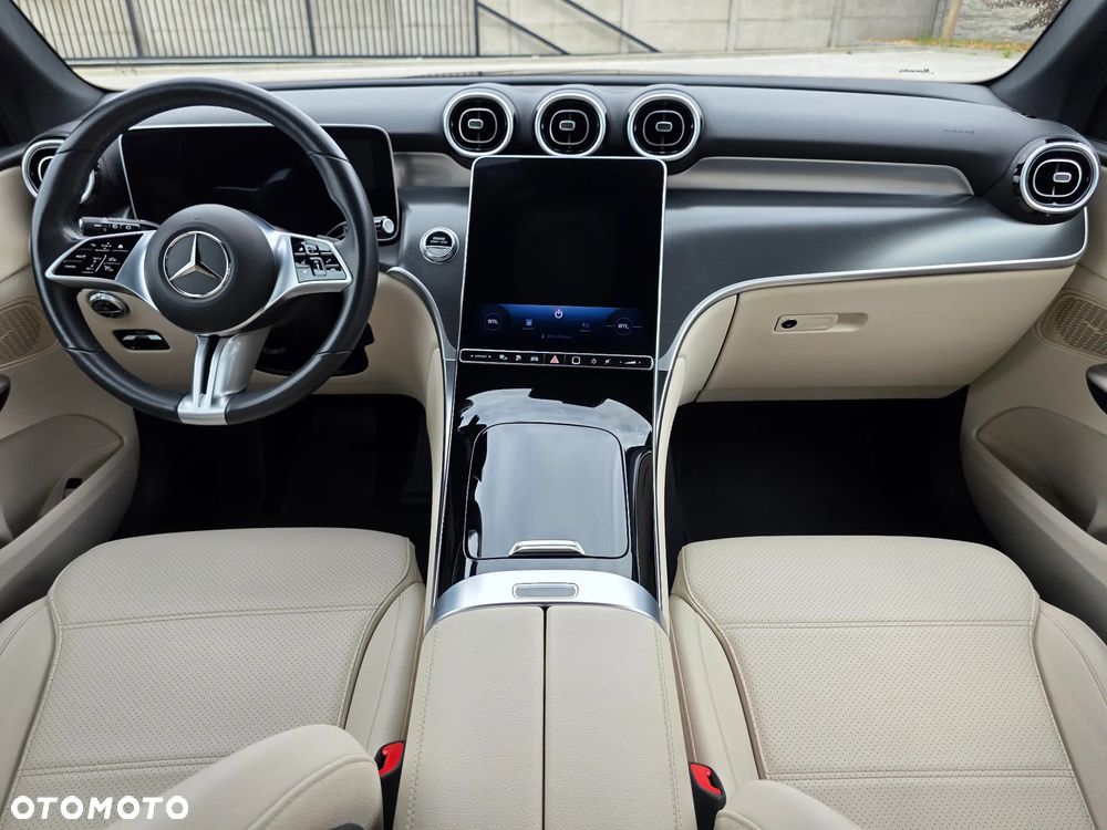 Mercedes-Benz GLC 300 e 4-Matic Avantgarde - 7