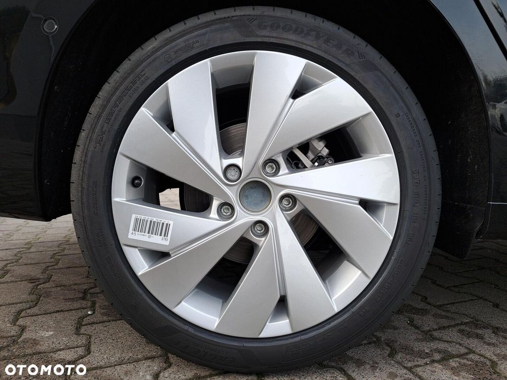 Volkswagen Golf - 18