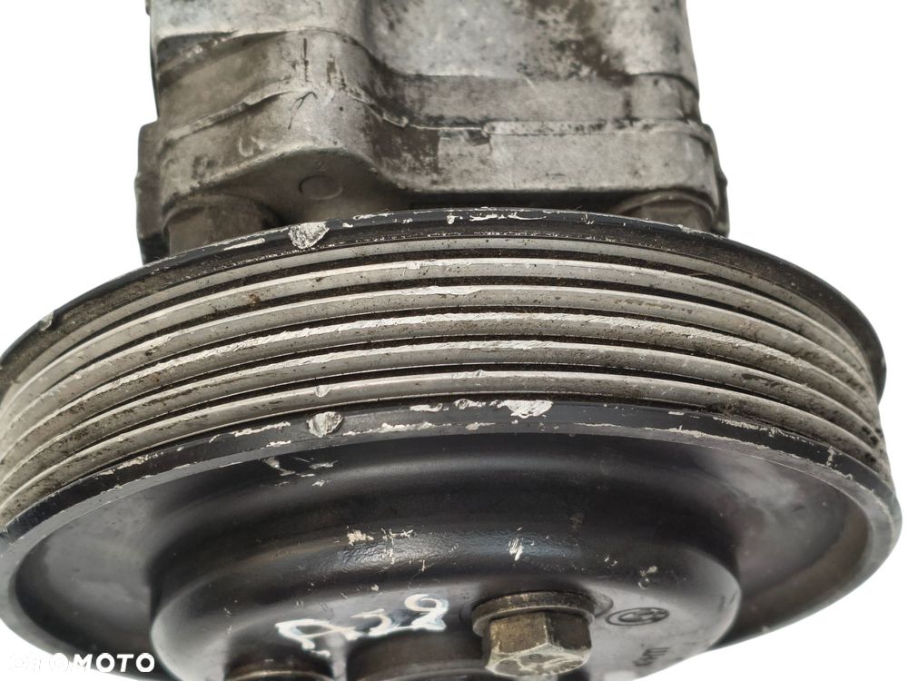 POMPA WSPOMAGANIA BMW E36 E34 316i 318i 518i 1.8 M42 M43 M44 LUK 2106126 - 6