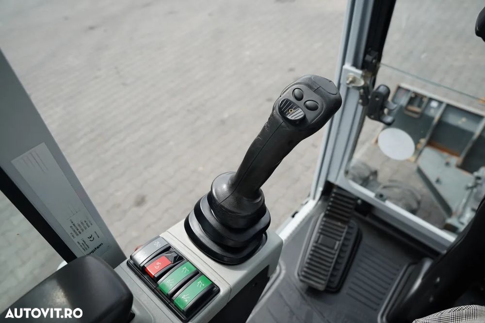 Wacker NEUSON EW 100 / EXCAVATOR PE ROȚI / AER CONDIȚIONAT / CAMERĂ / 2020 - 33