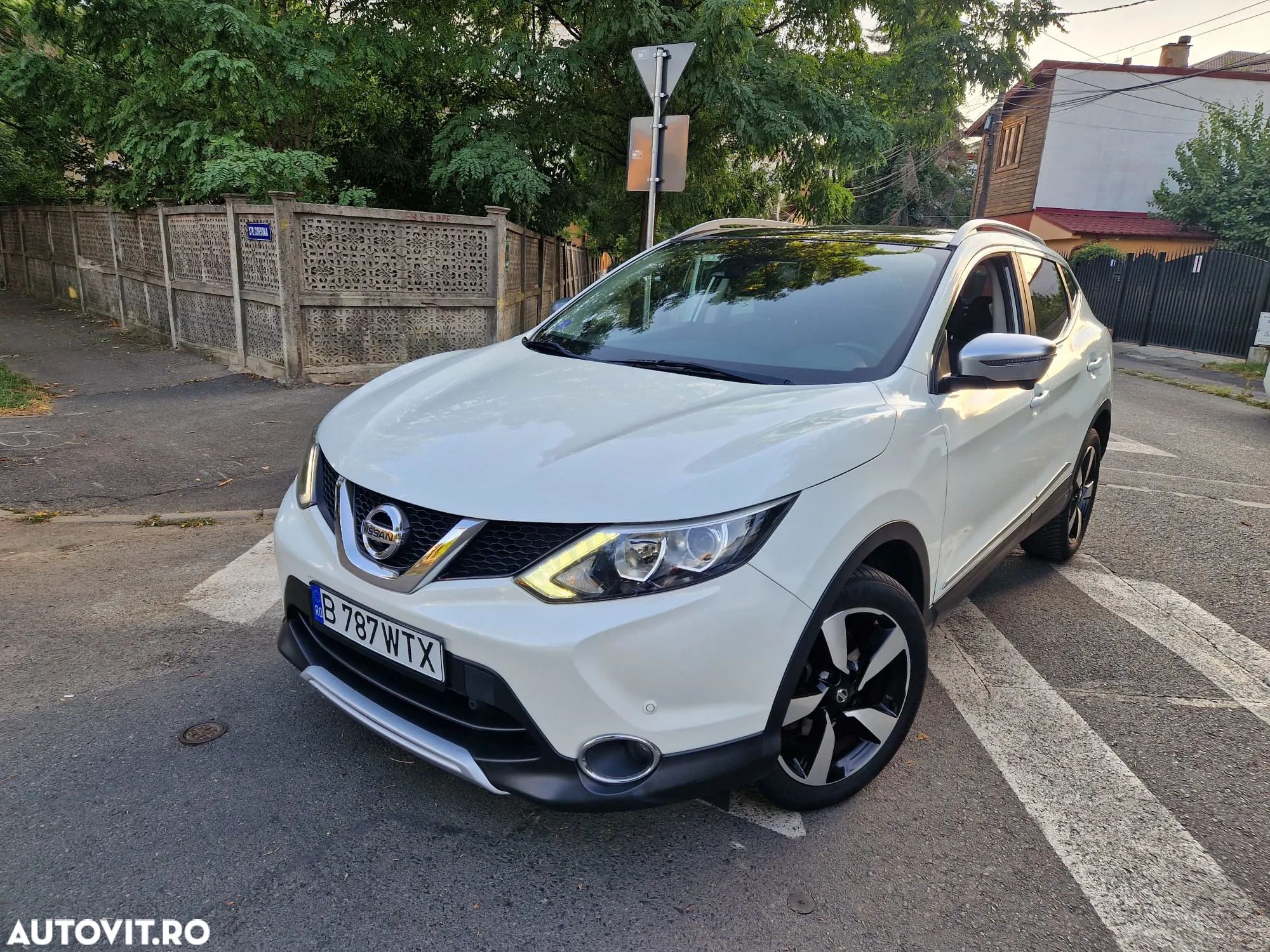 Nissan Qashqai 1.2 DIG-T Start/Stop Acenta - 1