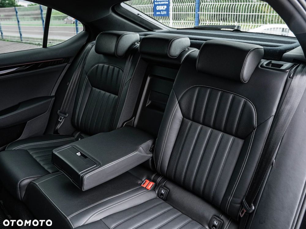 Skoda Superb 2.0 TSI 4x4 L&K DSG - 25