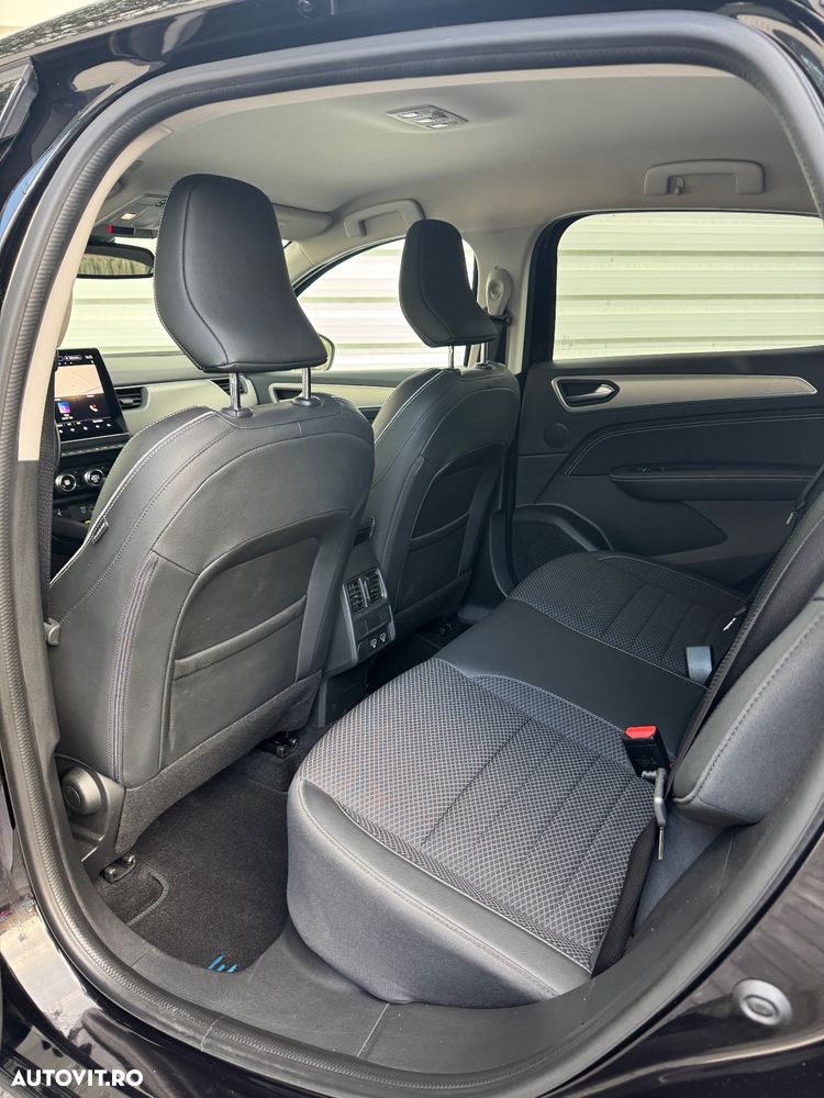 Renault Arkana E-TECH 145 INTENS - 14