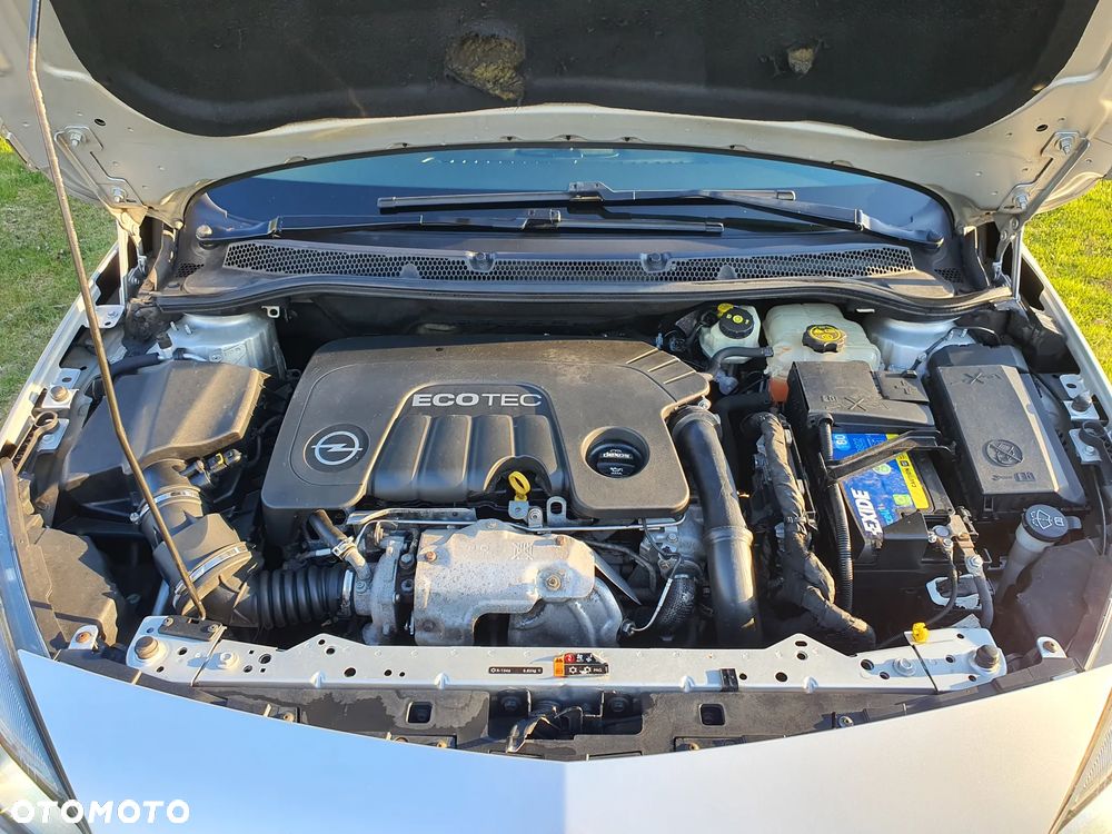 Opel Astra 1.6 CDTI Cosmo - 22