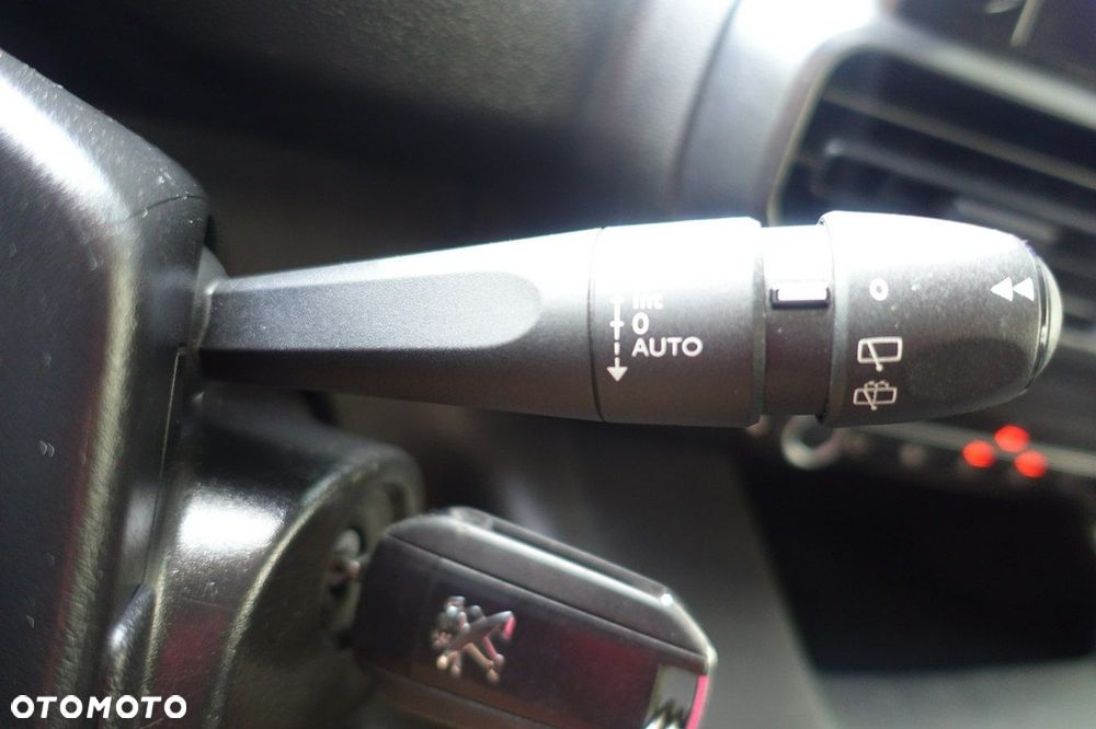 Peugeot Partner - 26