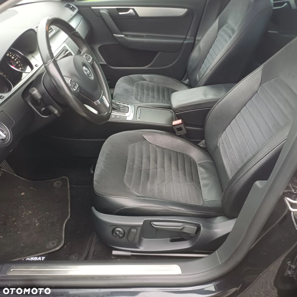 Volkswagen Passat Variant - 11