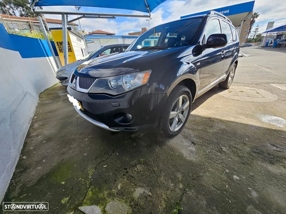 Mitsubishi Outlander 2.0 DI-D Instyle 4WD - 5