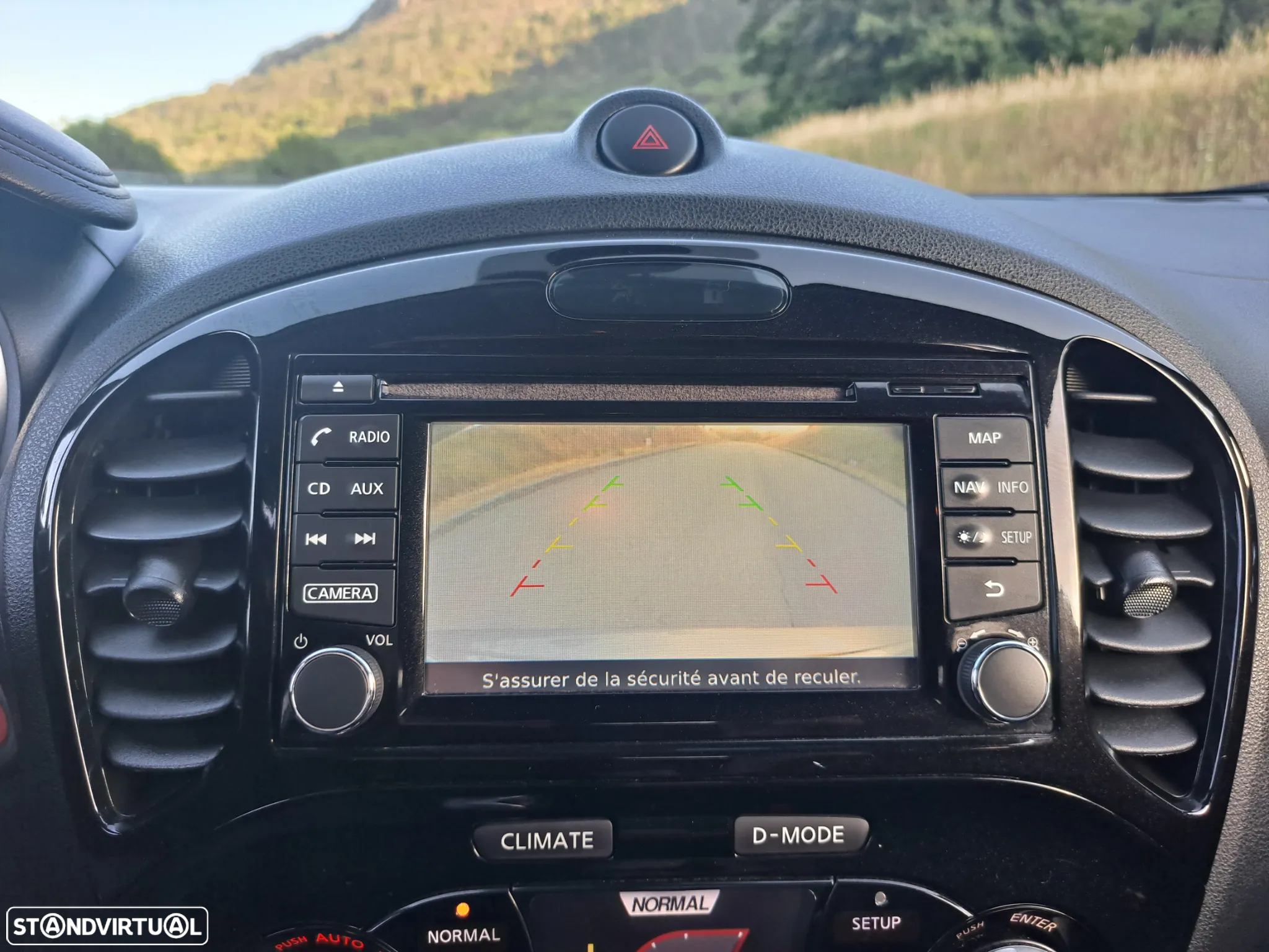 Nissan Juke 1.5 dCi Tekna Premium Ext.2 Black T. - 25