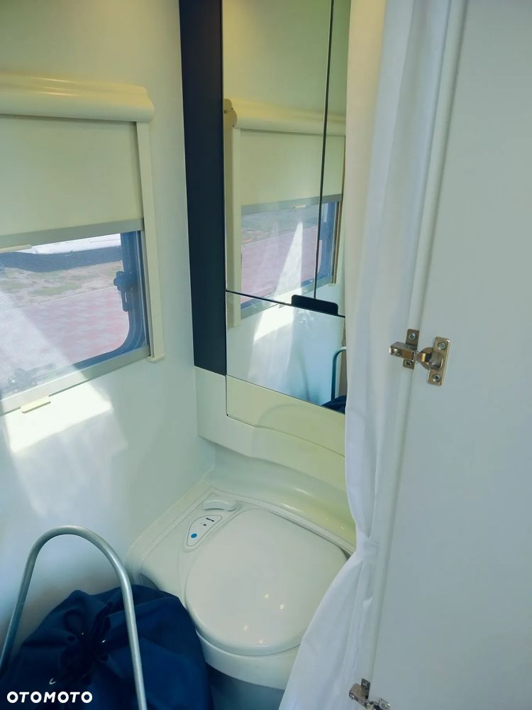 Adria Action 361 LT - 16