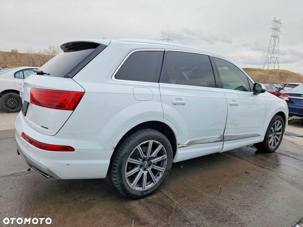 Audi Q7 3.0 TFSI Quattro Tiptronic - 4