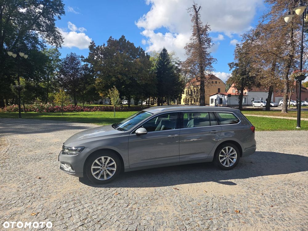 Volkswagen Passat 2.0 TDI SCR Style DSG - 30