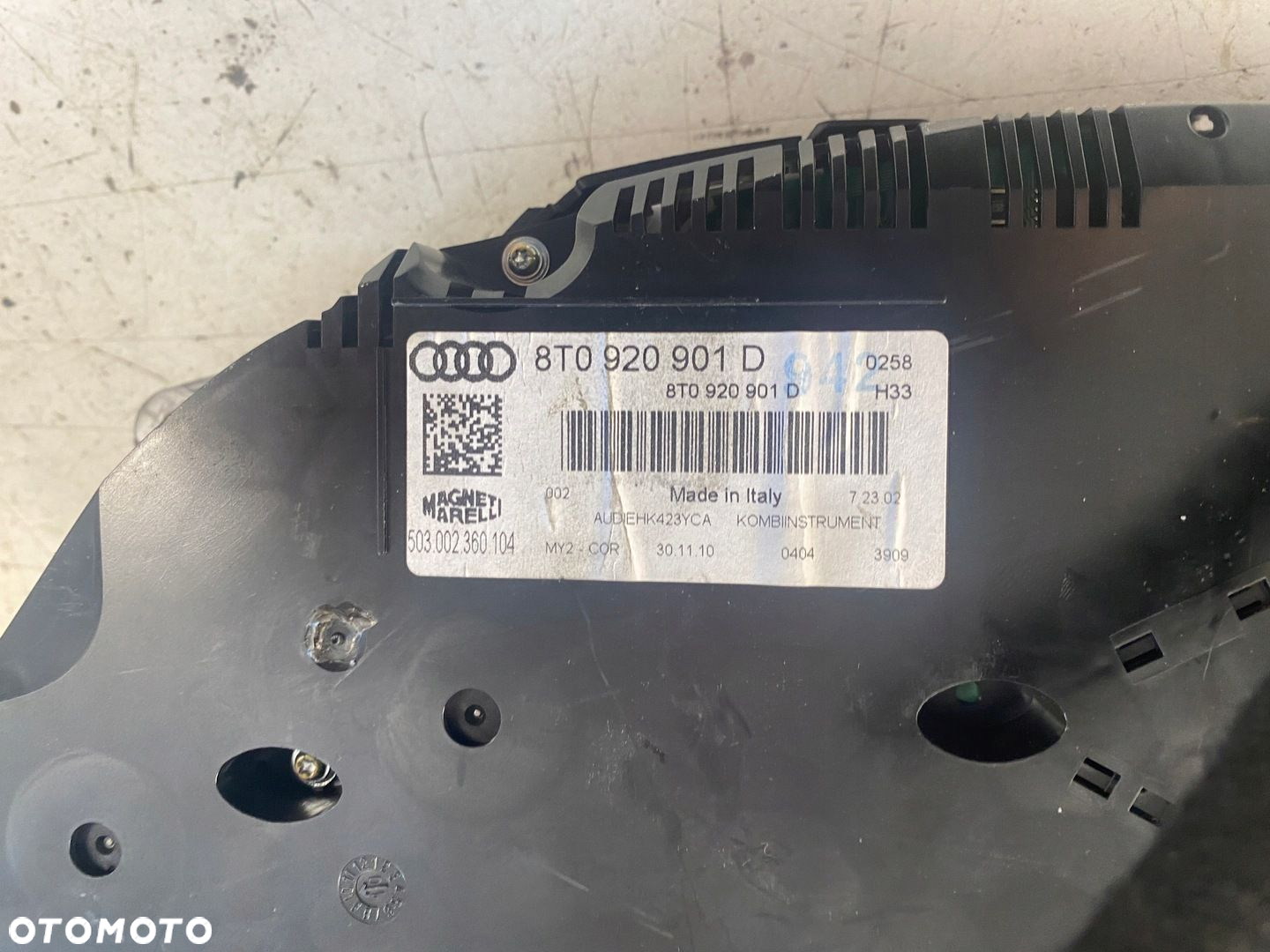 AUDI A5 8T 2.0 TFSI LICZNIK ZEGARY 8T0920901D - 6