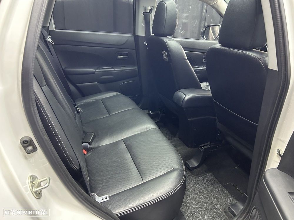 Mitsubishi ASX 1.6 DI-D 4WD MGN - 8