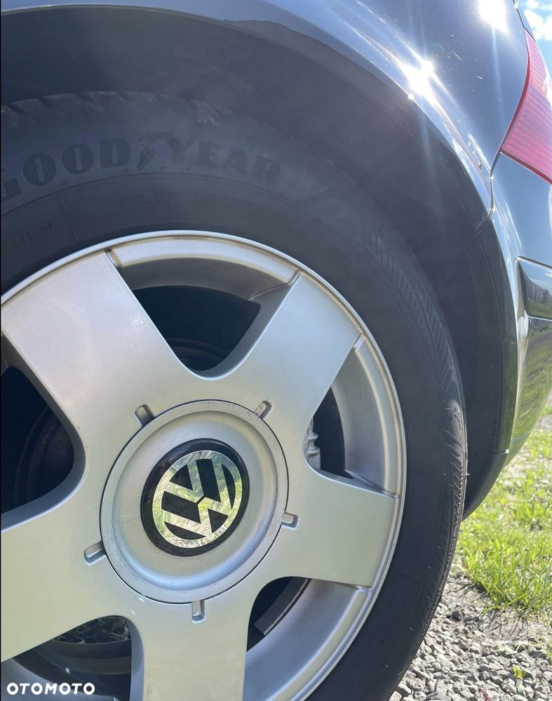 Volkswagen Golf - 5