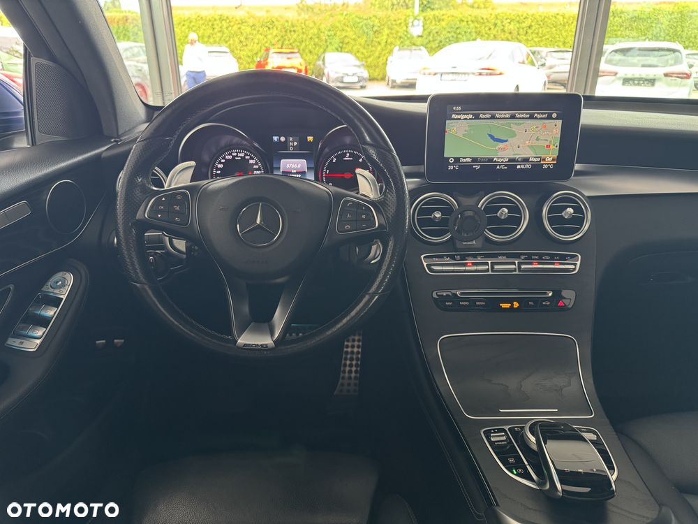 Mercedes-Benz GLC 250 d 4Matic 9G-TRONIC AMG Line - 37
