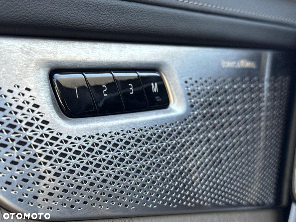 Volvo XC 90 - 21