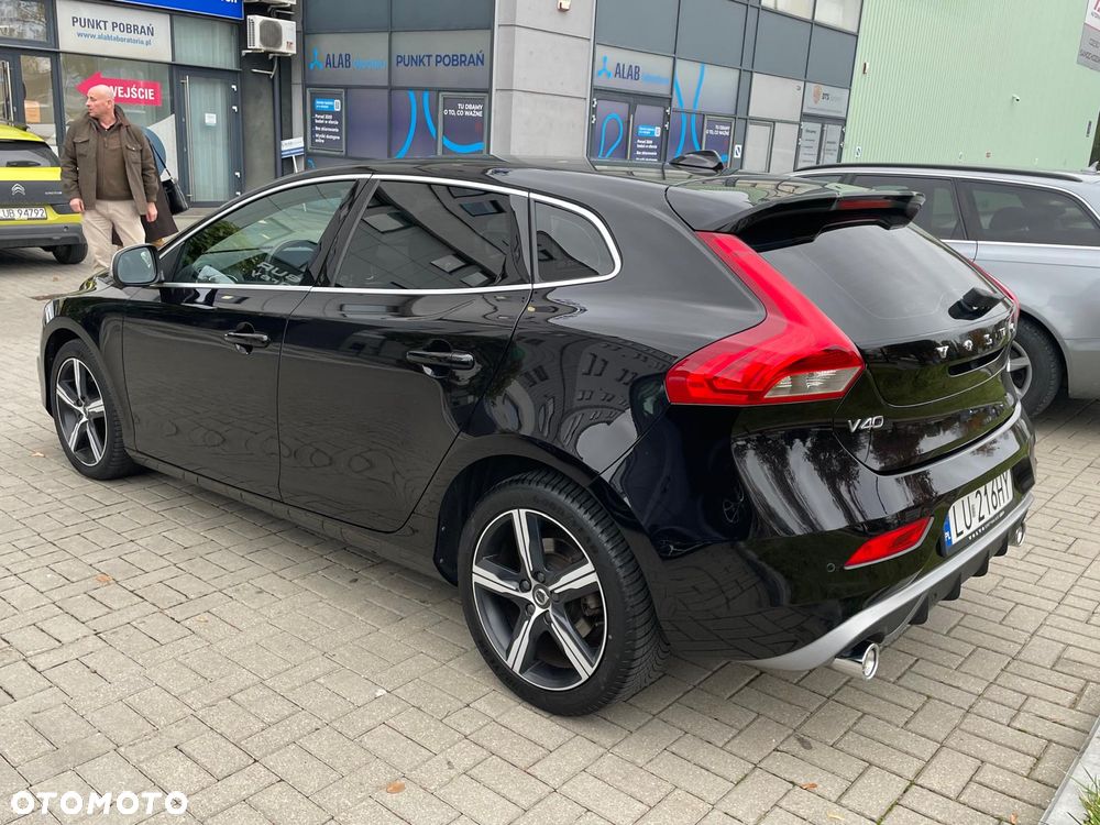 Volvo V40 T3 Drive-E R-Design Momentum - 5