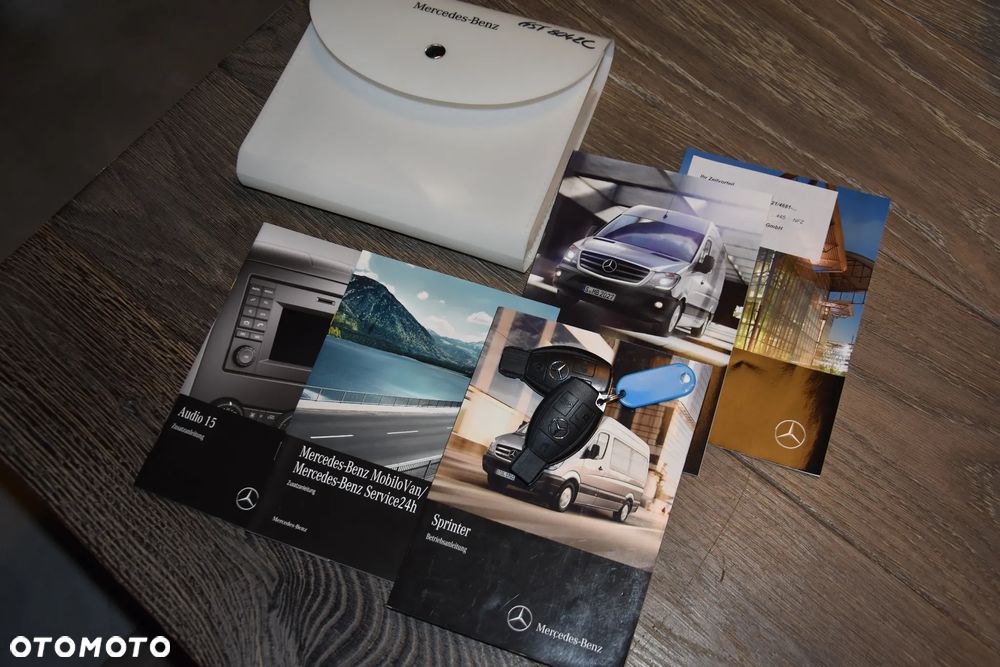 Mercedes-Benz Sprinter - 27