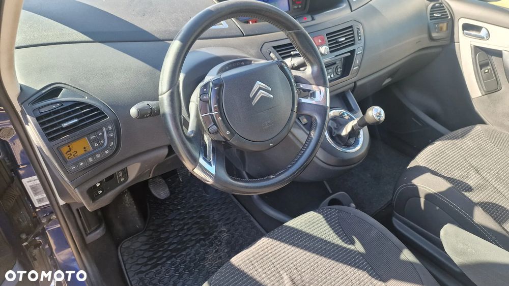 Citroën C4 Picasso - 12