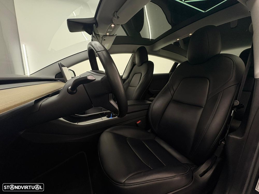 Tesla Model 3 Performance Dual Motor AWD - 17