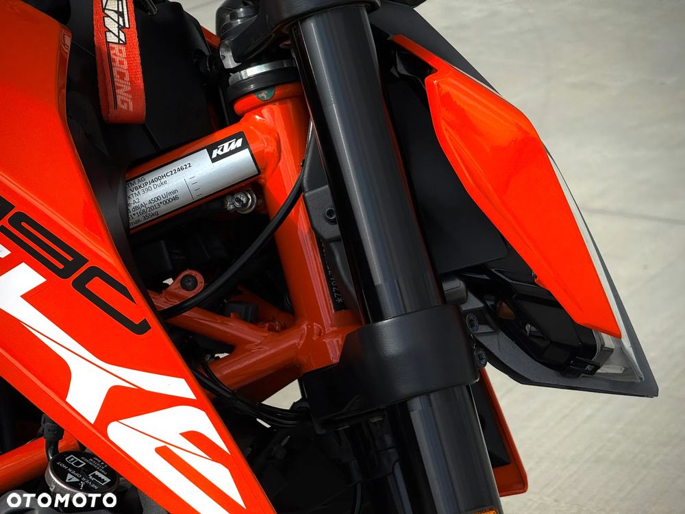 KTM Duke - 23