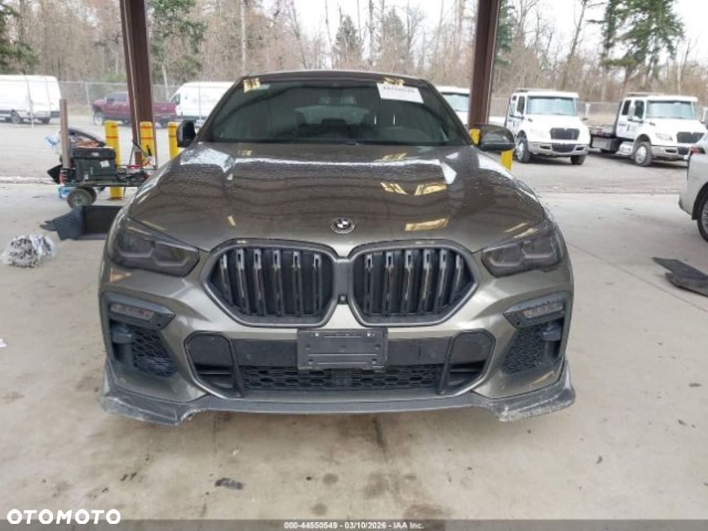 BMW X6 - 8
