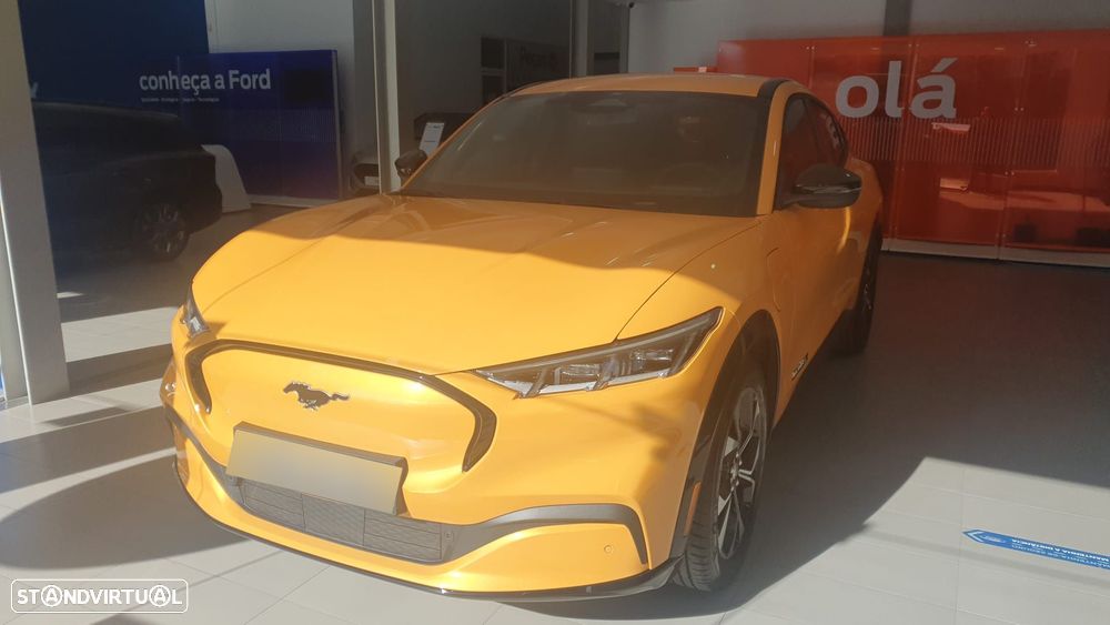 Ford Mustang Mach-E AWD PREMIUM - 4