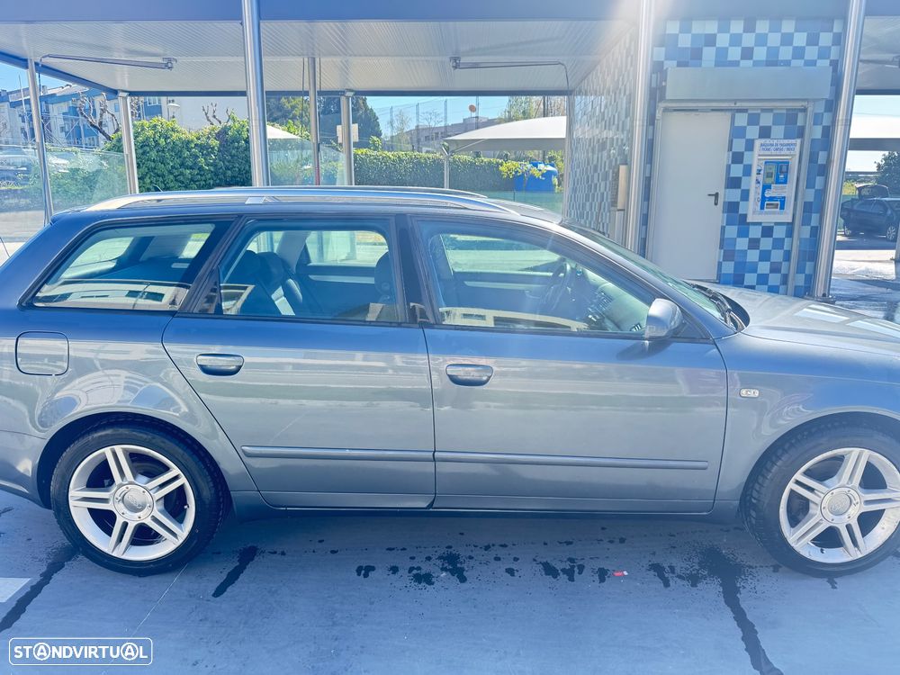 Audi A4 Avant 2.0 TDI DPF - 8