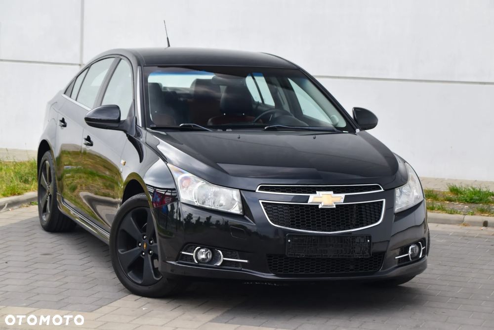 Chevrolet Cruze 1.8 LT+ - 25