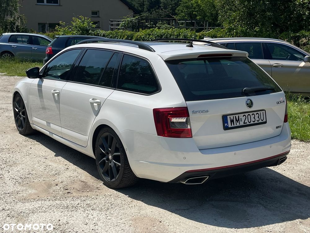 Skoda Octavia 2.0 TDI RS DSG - 3