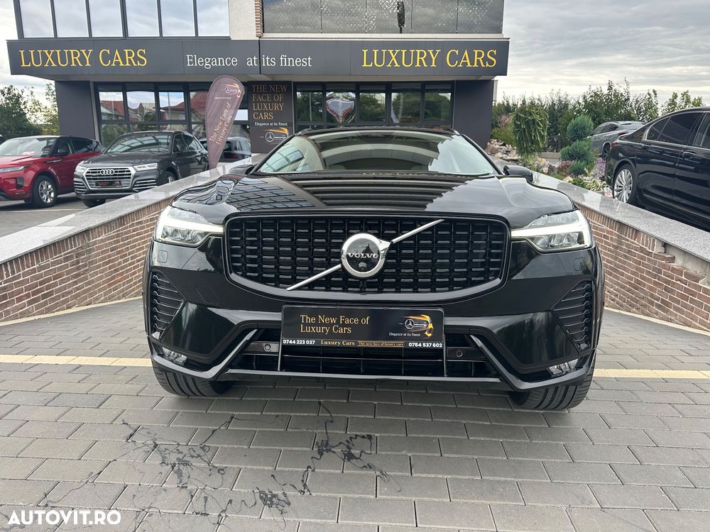 Volvo XC 60 B4 MHEV AT AWD Ultimate Dark - 3