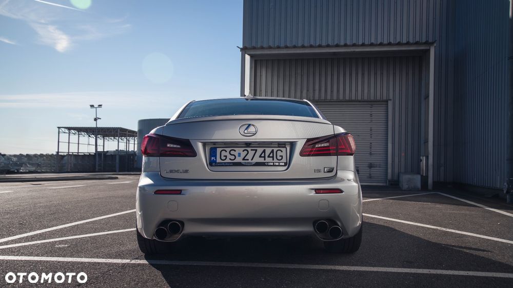Lexus IS F Sport - 11