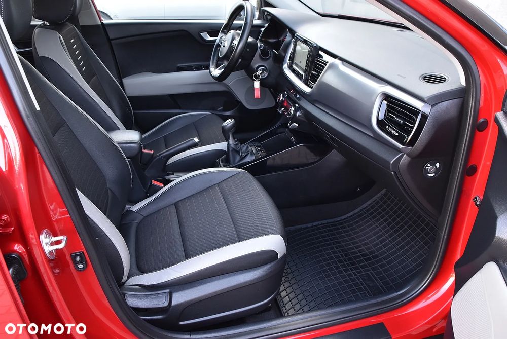 Kia Stonic - 36