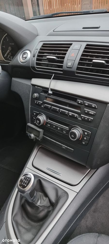 BMW Seria 1 120d - 10