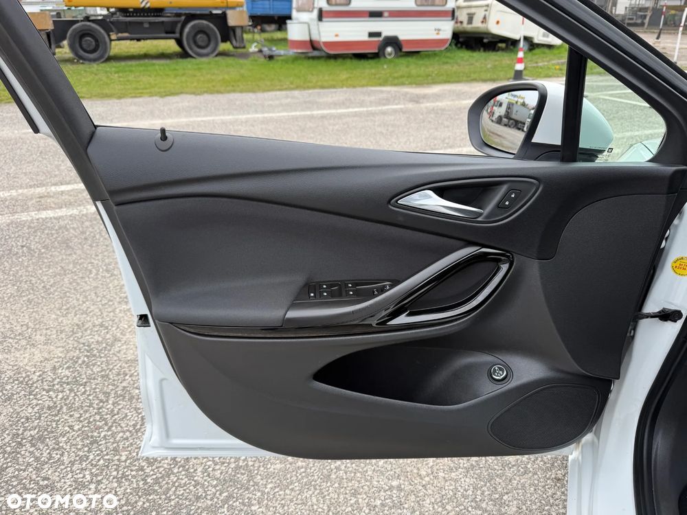 Opel Astra 1.4 Turbo Start/Stop Innovation - 26